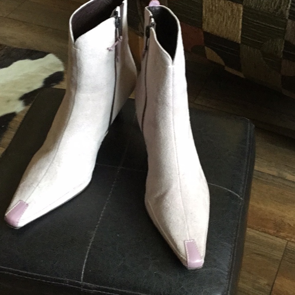 Donald J Pliner booties
